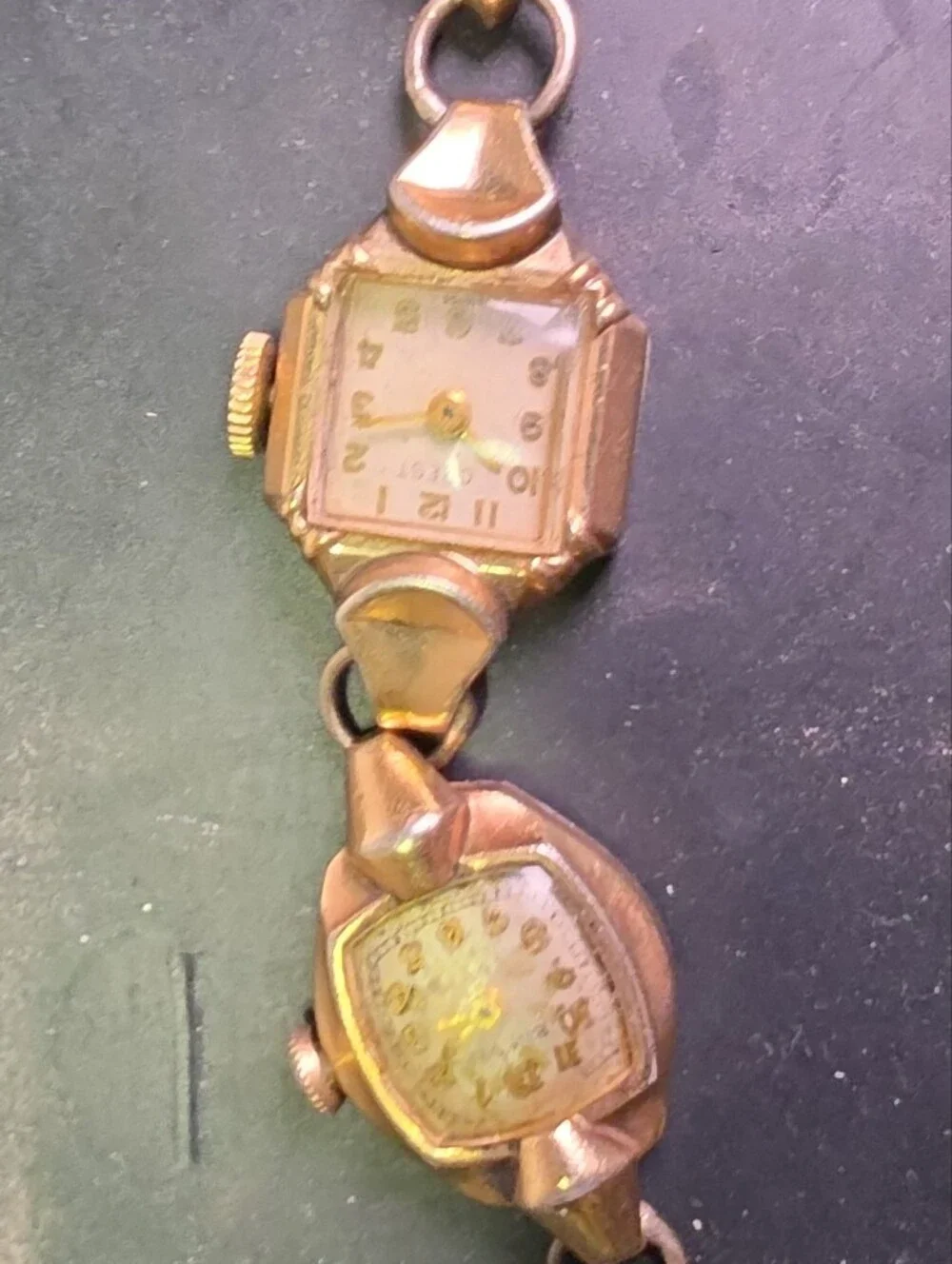 Vintage Women's Gold-Tone Multi-Face Bracelet Watch Faces